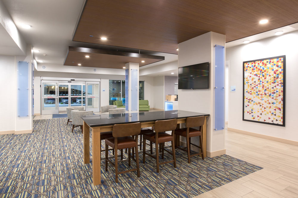 Holiday Inn Express & Suites - Rapid City - Rushmore South By Ihg Екстер'єр фото